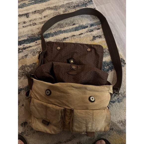 Fossil Unisex Tan Canvas Messenger Shoulder Bag Side Pockets Padded - Picture 1 of 15